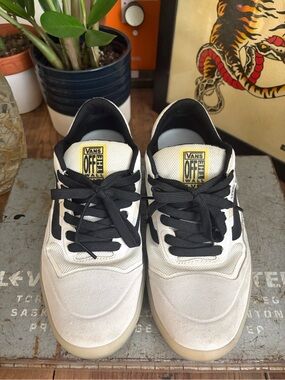 Vans Off The Wall Men's Low-Top Skate Sneakers